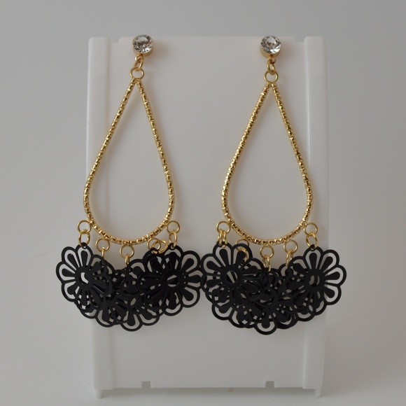 Dangle Flower Charm Earrings - Picture 1 of 6